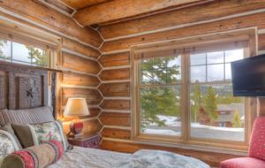 Mountainside Ski-in/Ski-out Luxury Cabin - Big Sky, Montana