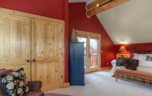 Mountainside Ski-in/Ski-out Luxury Cabin - Big Sky, Montana