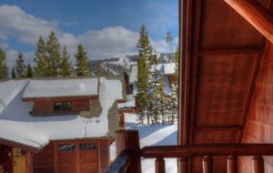 Mountainside Ski-in/Ski-out Luxury Cabin - Big Sky, Montana