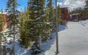 Mountainside Ski-in/Ski-out Luxury Cabin - Big Sky, Montana