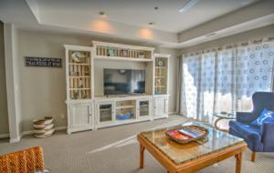 Lake of the Ozarks Waterfront Retreat - Lake Ozark, Missouri