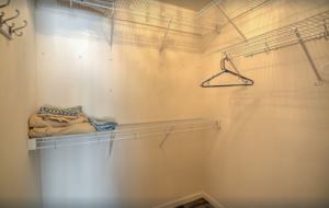 Lake of the Ozarks Waterfront Retreat - Lake Ozark, Missouri