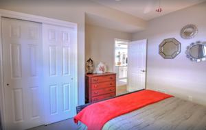 Lake of the Ozarks Waterfront Retreat - Lake Ozark, Missouri