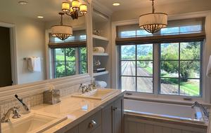 Heart of Napa Valley Luxury Home and Guest House - Walk to French Laundry and Countless Tasting Rooms! - Yountville, California