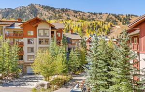 Ski-in/Ski-out Solitude Luxe Townhome - Brighton, Utah