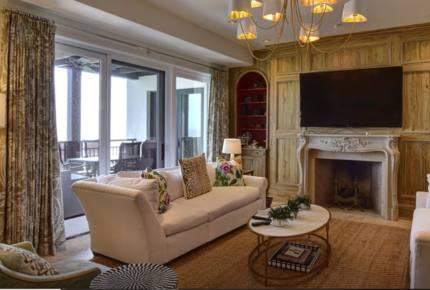 Beachfront Sea Island Retreat - *Dates Requestable!*