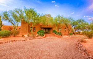 Tucson Panorama Desert Escape - Tucson, Arizona