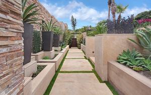 Modern Laguna Beach Coastline Villa (R) - Laguna Beach, California