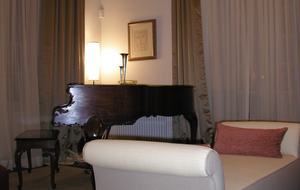 Luxury Farm Estate and Conservancy - Hyde Park, New York