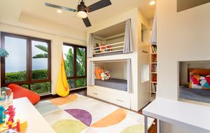 Modern Laguna Beach Coastline Villa (R) - Laguna Beach, California