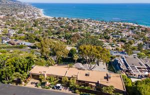 Modern Laguna Beach Coastline Villa (R) - Laguna Beach, California