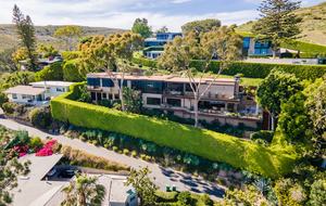 Modern Laguna Beach Coastline Villa (R) - Laguna Beach, California