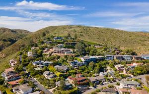 Modern Laguna Beach Coastline Villa (R) - Laguna Beach, California