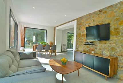 Mountainside Villa with Beach Proximity Villa