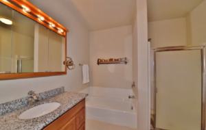 Water View Luxury - Bremerton, Washington