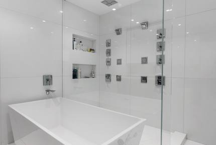 Family-friendly Luxe Fort Lauderdale Pool House