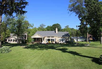 Ripley Manor - Cambridge, Wisconsin