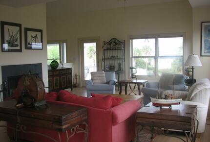 Palms' Porch - Isle of Palms, South Carolina