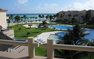 Ocean Front Penthouse - Puerto Aventuras, Mexico