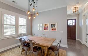 Luxury 12 South Nashville Cottage - Nashville, Tennessee