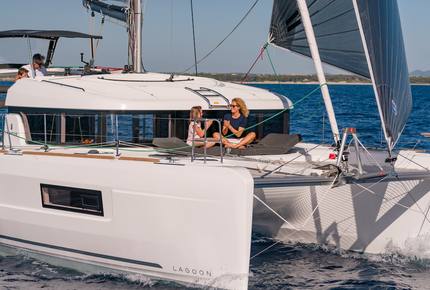 Lagoon 40' Catamaran "Lyrica Bella" - Navigare Yachting
