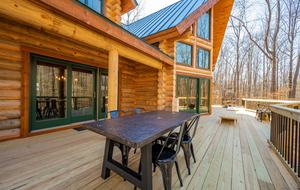 Custom Luxury Log Home at Sugarloaf Mountain - Dickerson, Maryland