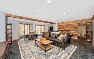 Custom Luxury Log Home at Sugarloaf Mountain - Dickerson, Maryland