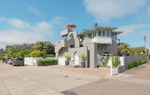Sandy Lane Tree House - Del Mar, California