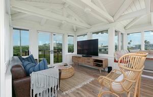 Sandy Lane Tree House - Del Mar, California