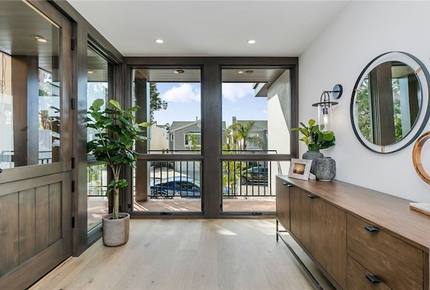 Luxurious New Beach Home