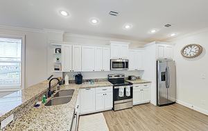 Marathon Caye Canal House - Marathon, Florida