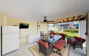 Marathon Caye Canal House - Marathon, Florida