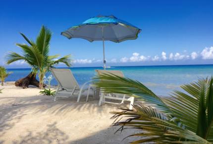 Villa Yak Alil- Luxury Villa on a Private Beach