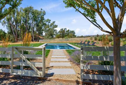 Gorgeous Wine Country Home w/ Pool, Hot Tub & Barn