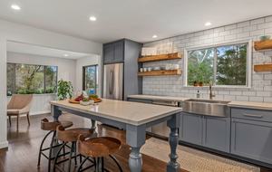 Gorgeous Wine Country Home w/ Pool, Hot Tub & Barn - Sonoma, California