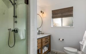 Gorgeous Wine Country Home w/ Pool, Hot Tub & Barn - Sonoma, California