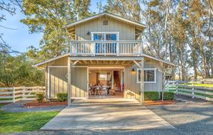 Gorgeous Wine Country Home w/ Pool, Hot Tub & Barn - Sonoma, California