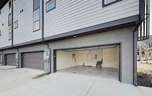 NashVilla - Luxury Townhome by Belmont - Nashville, Tennessee