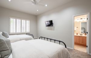 Las Sendas Desert Oasis w/ Private Pool & Hot Tub - Mesa, Arizona