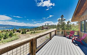 Stylish New Lake-View Home w/ Fireplace & Firepit - Grand Lake, Colorado