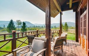 Luxe Estate with Hot Tub, Theater & Chef's Kitchen - Breckenridge, Colorado