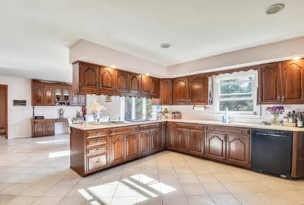 Large McLean Luxury Home