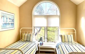 Smith Mountain Lake 5 Bedroom - Moneta, Virginia