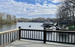 Smith Mountain Lake 5 Bedroom - Moneta, Virginia