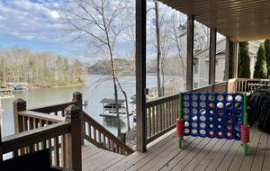 Smith Mountain Lake 5 Bedroom - Moneta, Virginia