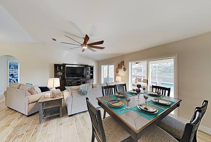New Listing! Waterfront Getaway w/ Private Pool - Cape Coral, Florida