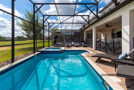 Champions Paradise Club House
