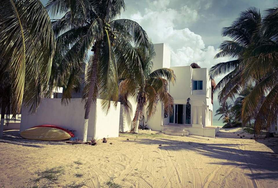 Beach front house with pool in Yucatan - Chicxulub Puerto, Mexico