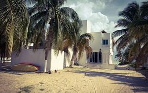 Beach front house with pool in Yucatan - Chicxulub Puerto, Mexico