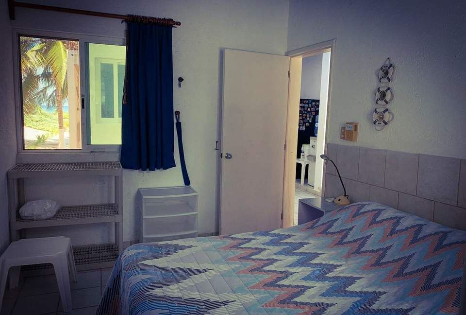 Beach front house with pool in Yucatan - Chicxulub Puerto, Mexico